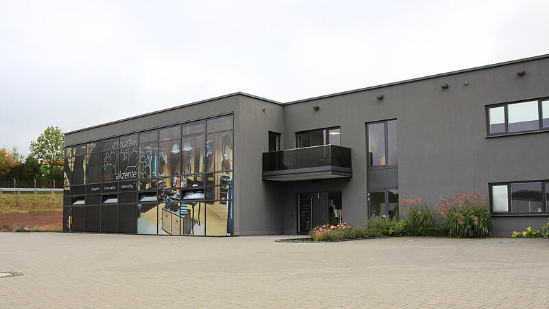 Holzakzente in Schildeck