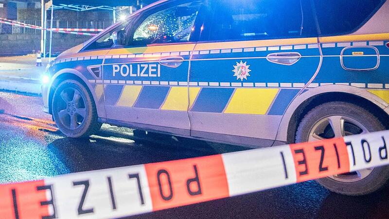 Die Polizei hat vorsorglich abgesperrt