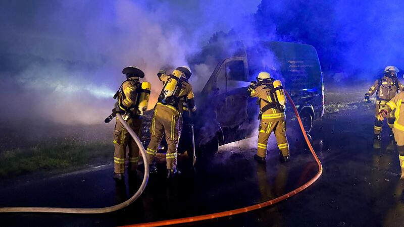 Mercedes Sprinter Brand in Gehülz: Zeugen gesucht