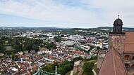 Das Panorama auf dieser Baustelle dürfte in Kulmbach wohl seinesgleichen suchen.
