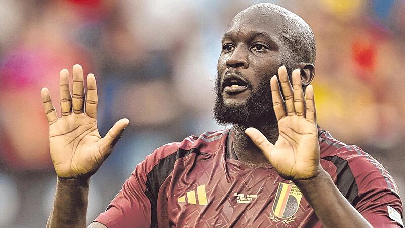 Gibt&lsquo;s doch nicht: Romelu Lukaku jubelte auch gegen Rumänien wieder vergeblich.