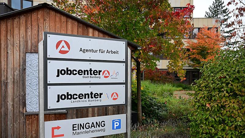 Im Mannlehenweg befinden sich die Agentur f&uuml;r Arbeit und die beiden Jobcenter