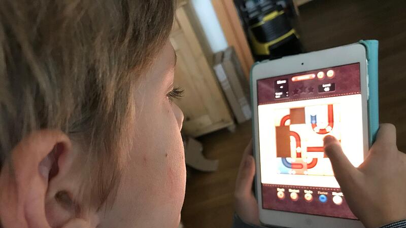 Der zehnjährige Quentin liebt Computerspiele - aber was ist zuviel?