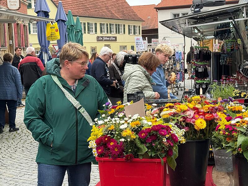 Herbstkerwa in Thurnau: Hier kommt noch einmal richtige Farbenpracht ins Spiel.