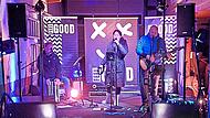 Die Band &bdquo;Feelgood&ldquo; sorgte bei der Spendenparty &bdquo;Gemeinsam f&uuml;r Maurice&ldquo; in Machtilshausen f&uuml;r beste Stimmung. Dieter Densch