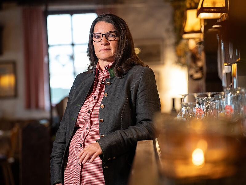 Kerstin Pilarzyk ist nicht nur Chefin des Braugasthofs Grosch, sondern auch ausgebildete Bier-Sommelière. Kerstin Pilarzyk ist nicht nur Chefin des Braugasthofs Grosch, sondern auch ausgebildete Bier-Sommelière.