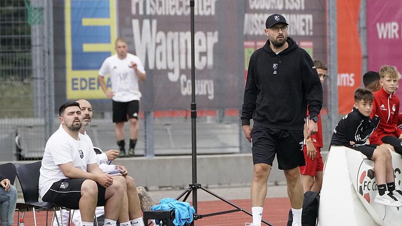 FCE-Trainer Jan Gernlein hat im Hinspiel einen hart agierenden FC Coburg erlebt.