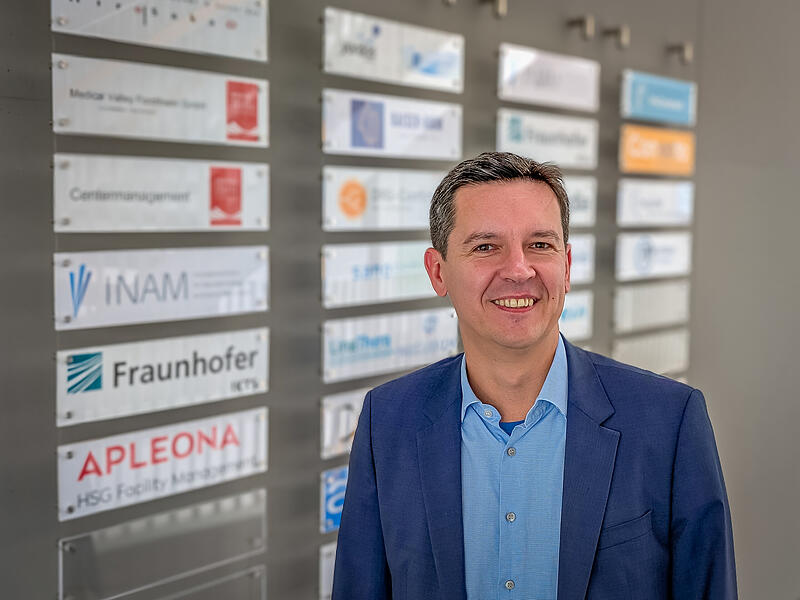 Medical Valley ForchheimForchheim & Fränkische Schweiz Viktor Naumann, Geschäftsführer Medical Valley Center GmbH
