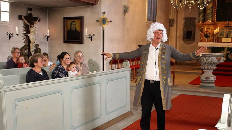 Der Bamberger Schauspieler Martin Neubauer erz&auml;hlte als Johann Sebastian Bach aus dem Leben des genialen Komponisten.