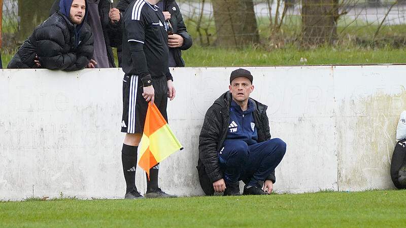 Der TSV M&ouml;nchr&ouml;den II hat sich drei Spiele vor Saisonende von Trainer Tim Wachsmuth getrennt, sehr zu dessen Verwunderung.