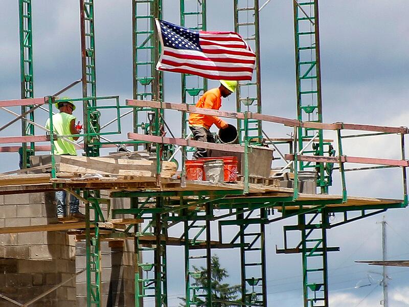 USA - Bauarbeiter auf einer Baustelle