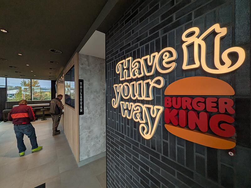 Neuer Look im „Royal Design“: Der Burger Kind in Breitengüßbach hat ab sofort wieder geöffnet.