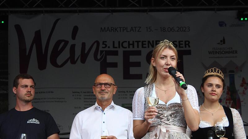 Was es doch für Zufälle im Leben gibt: Die „Sander Weinprinzessin" Anna-Lena Sünkel erzählte, dass sie verwandtschaftliche Beziehungen zu Lichtenfels hat.