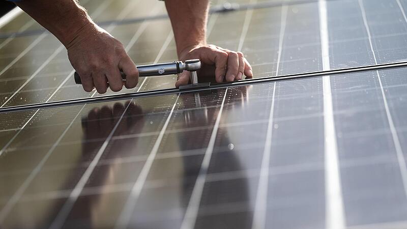 Ein Plan soll Bürgern zeigen, welche Möglichkeiten der Wärmeversorgung es in ihrem Gebiet gibt.  Die Planer sind sich einig: Eine Umstellung auf erneuerbare Energien bis 2045 ist machbar. Und: Ramsthal hat noch viel Potential für PV Anlagen.