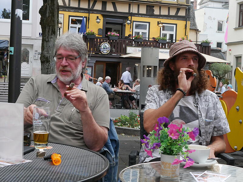 Impressionen vom ZigarrenstammtischZigarrenstammtisch in Bad Kissingen Impressionen vom Zigarrenstammtisch