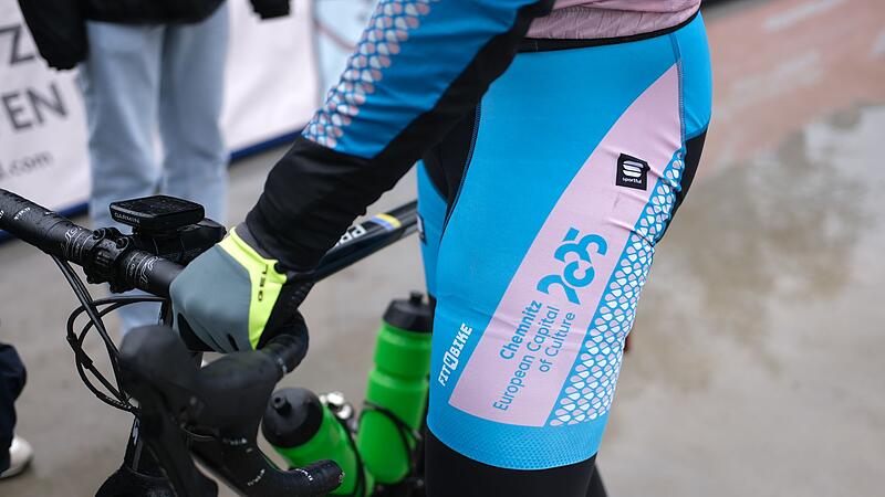 Zieleinlauf für European Peace Ride