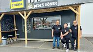 Seit kurzem gibt es Dede's Döner auf dem Supermarkt-Parkplatz in Memmelsdorf.