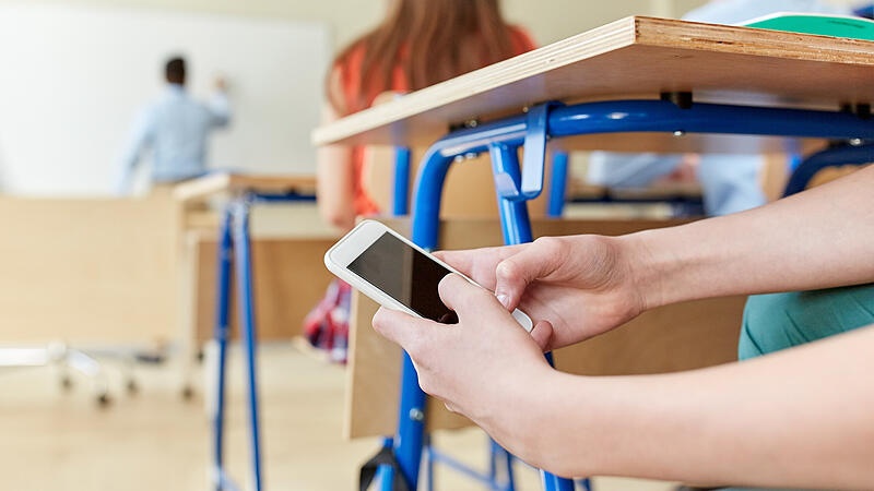 Handyverbot an Schulen?