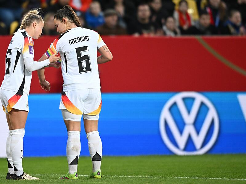 Giulia Gwinn und Lena Oberdorf Giulia Gwinn und Lena Oberdorf