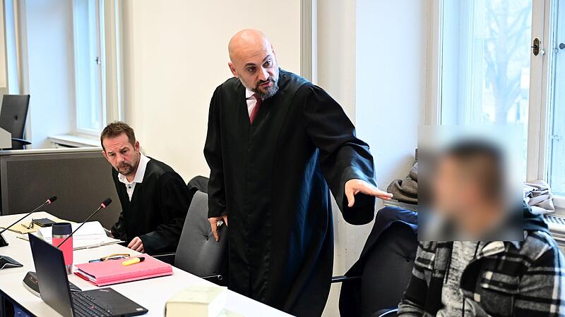 Die beiden Rechtsanw&auml;lte Andreas Dr&auml;ger aus Strullendorf und Aybora Akg&uuml;n aus N&uuml;rnberg mit dem Angeklagten