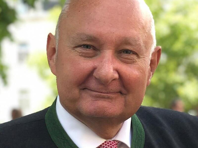 Bürgermeisterkandidaten Tettau - Peter Ebertsch Bürgermeisterkandidaten Tettau - Peter Ebertsch