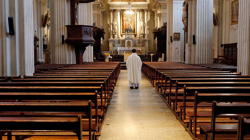 Mehr als eine halbe Million Menschen sind 2022 aus der katholischen Kirche ausgetreten. Die Zahl der Kirchenaustritte lag laut der Deutschen Bischofskonferenz bei 522 821. Im bisherigen Rekordjahr 2021 waren es 359 338. Auch im Dekanat Bad Kissin...