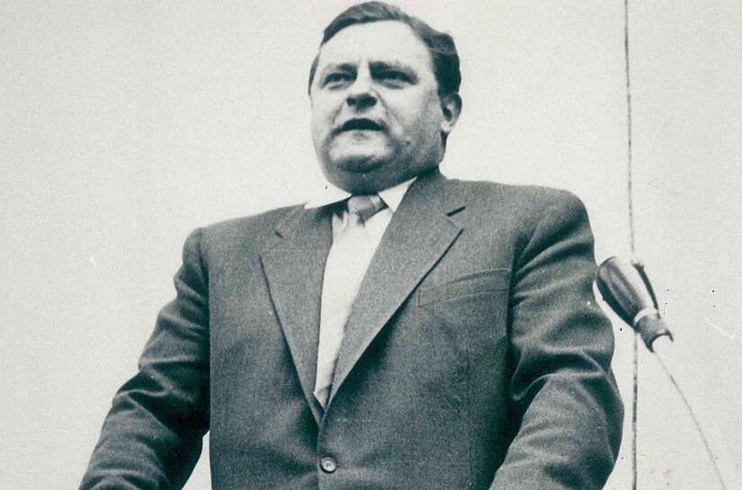 Bundesminister Franz Josef Strauß vor Tausenden von Zuhörern  am Himmelfahrtstag 1955 in Marienweiher.
