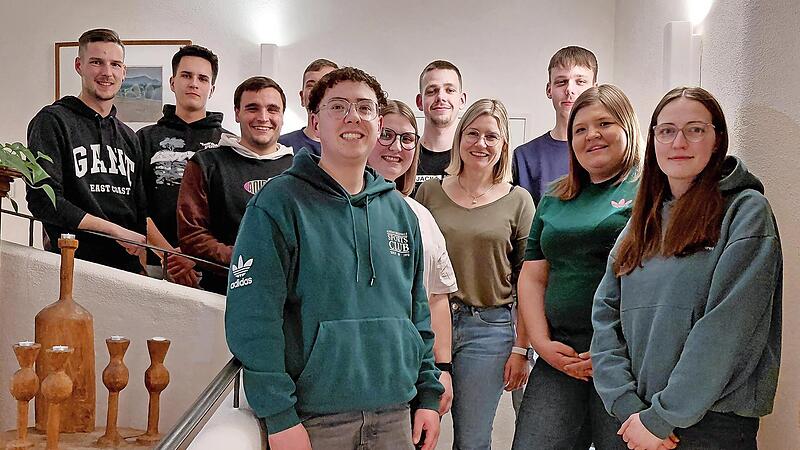 Die neue Vorstandschaft und die Spartenleiter.