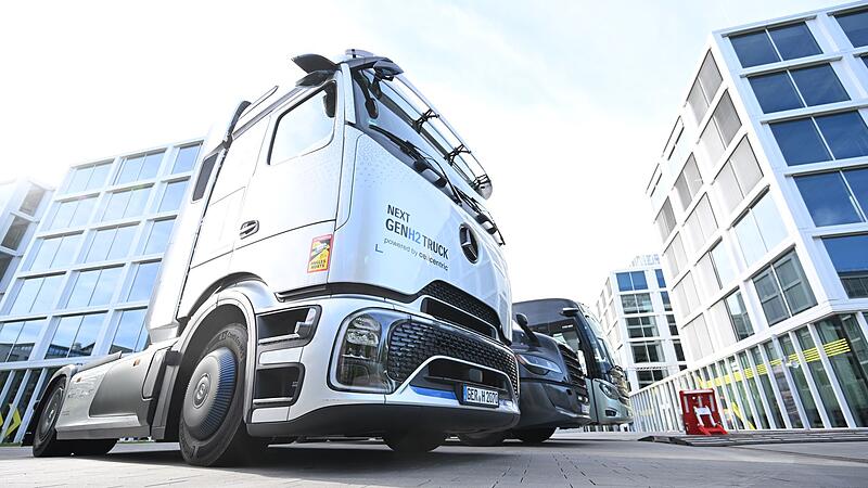 Daimler Truck Daimler Truck