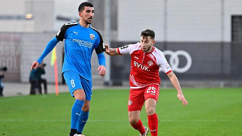 Im ersten Testspiel 2022 verlor Dominik Meisel (rechts) mit den Würzburger Kickers mit 1:3 beim FC Ingolstadt (links Nassim Boujellab). Dabei hatten die Unterfranken beim Zweitliga-Schlusslicht die erste Halbzeit noch dominiert und 1:0 geführt. Im ersten Testspiel 2022 verlor Dominik Meisel (rechts) mit den Würzburger Kickers mit 1:3 beim FC Ingolstadt (links Nassim Boujellab). Dabei hatten die Unterfranken beim Zweitliga-Schlusslicht die erste Halbzeit noch dominiert und 1:0 geführt.