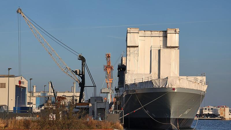 Pressekonferenz zur Zukunft der Meyer Werft Pressekonferenz zur Zukunft der Meyer Werft