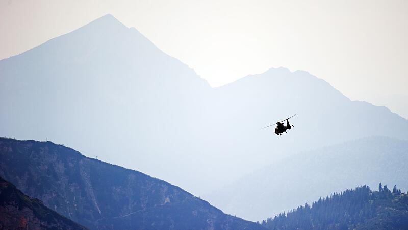 Deutsche Familie in den Alpen aus Bergnot gerettet