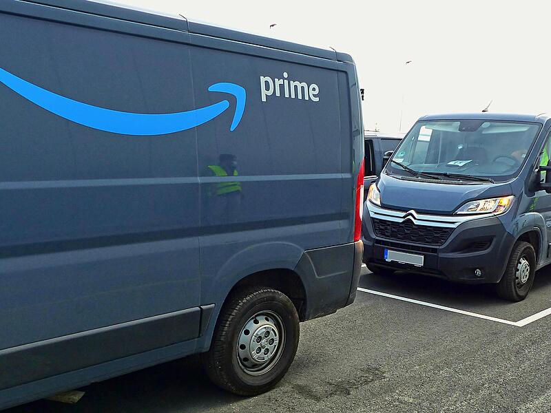 In einer eigenen Kfz-Werkstatt auf dem Firmengelände möchte Amazon seine Fahrzeugflotte warten.