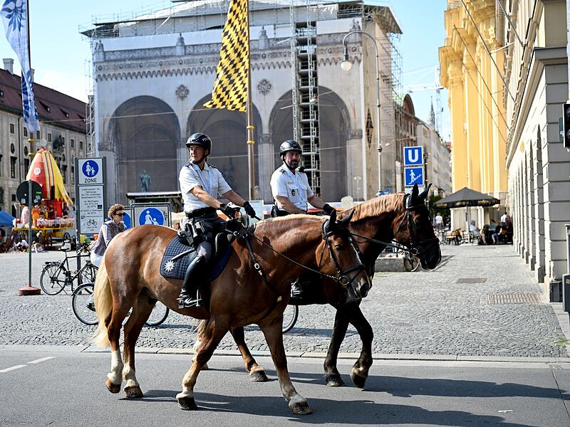 Festveranstaltung "80 Jahre Bayerische Polizei" Festveranstaltung "80 Jahre Bayerische Polizei"