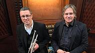 Auf dem Bild zu sehen sind Trompetenvirtuose Jürgen Weyer (links) und Regionalkantor Peter Rottmann.