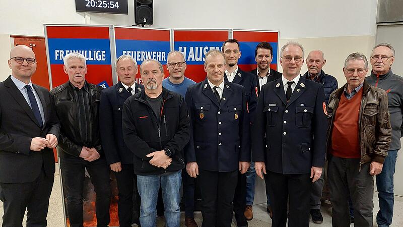 Ehrungen für 25, 40, 50 und 60 Jahre Mitgliedschaft gab es bei der Hausener Feuerwehr