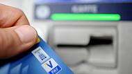 Werden immer mehr Bankfilialen durch Geldautomaten ersetzt? Glaubt man einer aktuellen Prognose, stehen die Filialen vieler Bank kurz vor dem Aus..