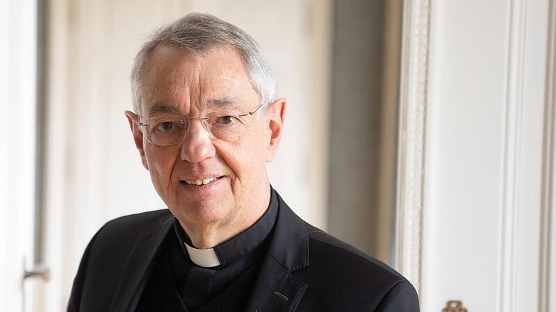 Ludwig Schick war von 2002 bis 2022 Erzbischof von Bamberg. Ludwig Schick war von 2002 bis 2022 Erzbischof von Bamberg.