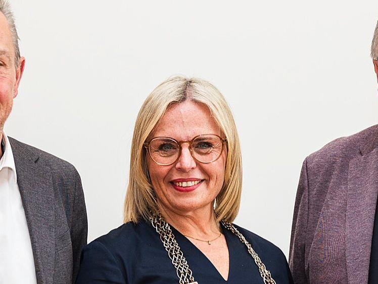 Oberb&uuml;rgermeisterin Martina Hebendanz (CSU) im Fokus: Anders als bisher beansprucht Forchheims neue OB die Vorsitze in den Stadtrats-Aussch&uuml;ssen f&uuml;r sich. Ihre Stellvertreter gehen leer aus &ndash; zumindest in der Theorie.
