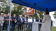 An Stelle von Fackeln, die in den Vorjahren getragen wurden, gab es in diesem Jahr Friedenslichter für die Teilnehmer.