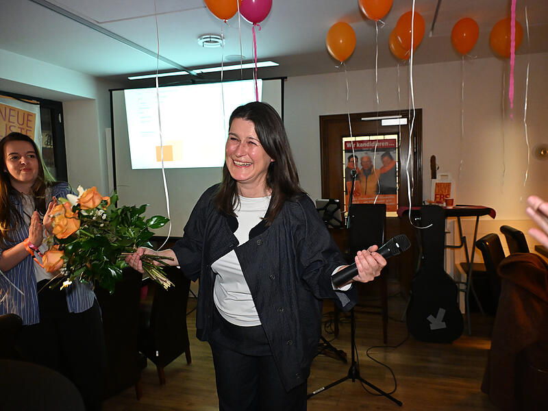 Trotz des knappen Ergebnisses ist sie guter Dinge: Christiane Meyer (NLE) wird auch die n&auml;chsten sechs Jahre B&uuml;rgermeisterin von Ebermannstadt bleiben.