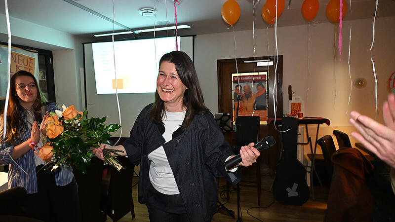 Trotz des knappen Ergebnisses ist sie guter Dinge: Christiane Meyer (NLE) wird auch die n&auml;chsten sechs Jahre B&uuml;rgermeisterin von Ebermannstadt bleiben.