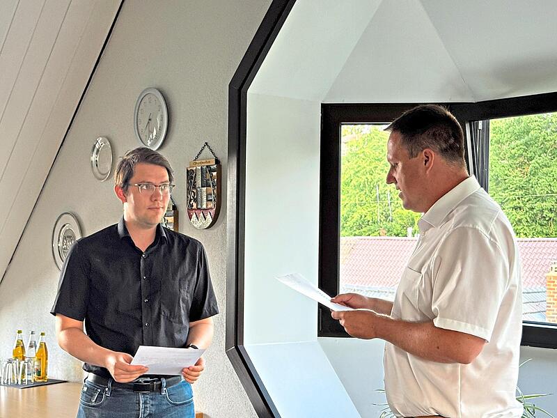 Ortssprecher Daniel Kaiser (links) und Bürgermeister André Dehler. Alexandra Kemnitzer Ortssprecher Daniel Kaiser (links) und Bürgermeister André Dehler. Alexandra Kemnitzer