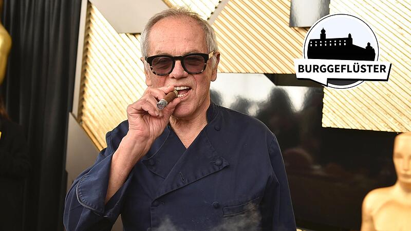 W&auml;re das ein Job f&uuml;r Sie? Starkoch Wolfgang Puck mit Zigarre bei der Pressevorschau zum Governors Ball f&uuml;r die 95. Academy Awards.