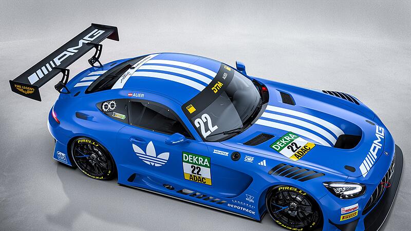 Mercedes-Pilot Lucas Auer f&auml;hrt in der DTM 2026 im Design eines Adidas-Schuhkartons.