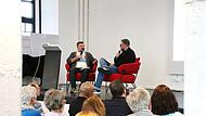 Nick Komives „Es ist ernst, was in den USA passiert“, sagt Nick Komives. Der Stadtrat aus Coburgs Partnerstadt Toledo sprach in der Alten Kühlhalle über politische Spaltung, den Druck auf demokratische Institutionen und die Hoffnung, die er in der Kommunalpolitik sieht.