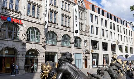 In N&uuml;rnberg will das Modehaus W&ouml;hrl ausgerechnet mit einer Kette des totgesagten station&auml;ren Einzelhandels durchstarten.