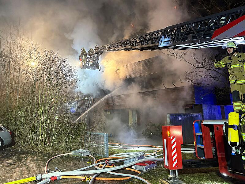 Brand eines Mehrfamilienhauses in Ansbach