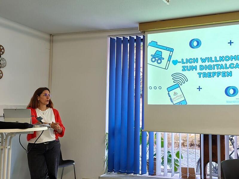 Digital-Caf&eacute; in M&uuml;nnerstadt mit Pflegelotsin Natalie Wagner