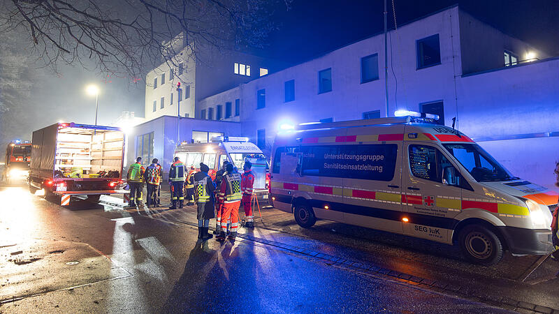 Brand im Krankenhaus - 27 Patienten mussten verlegt werdenBrand im Klinikum Neustadt bei Coburg